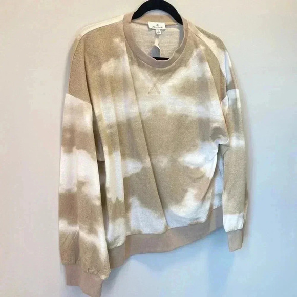 Urban Daizy White and Tan Sweatshirt - Picture 3 of 5